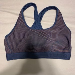 Under Armor Sports Bra size large